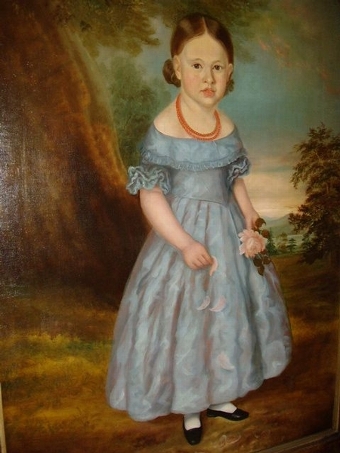 Antique GEORGIAN OIL PORTRAIT OF YOUNG GIRL IN BLUE DRESS & PRESENTED IN HAND CRAFTED BURR WALNUT EFFECT 4