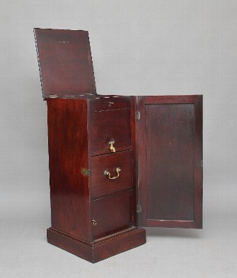 Early 19th Century mahogany wine cooler cabinet