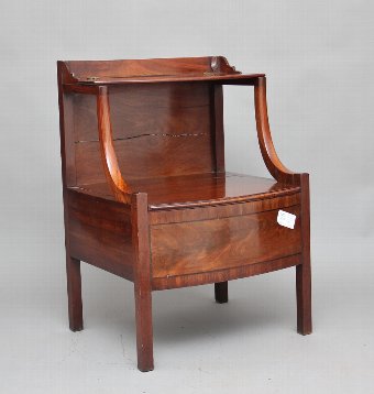 Early 19th Century mahogany bedside cupboard