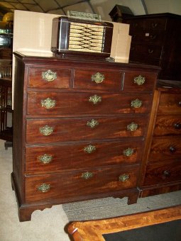 18th.Century Chest Of Drawers.