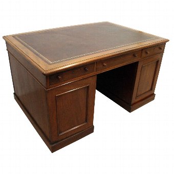 Antique Mid Victorian Mahogany Partners Desk