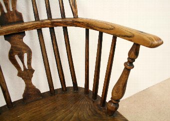 Antique Victorian Elm Windsor Chair