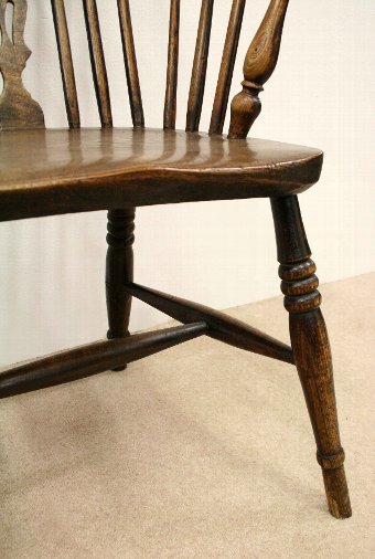 Antique Victorian Elm Windsor Chair