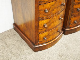 Antique Pair of Neat Victorian Walnut Bowfront Chest of Drawers or Bedsides