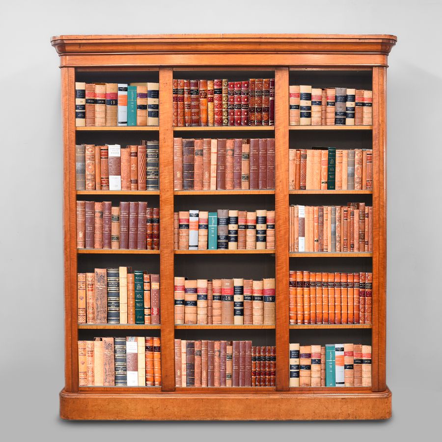 Antique Attractive Three-Section Victorian Figured Mahogany Open Bookcase
