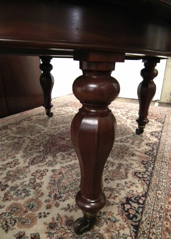 Antique Victorian Extending Mahogany Dining Table