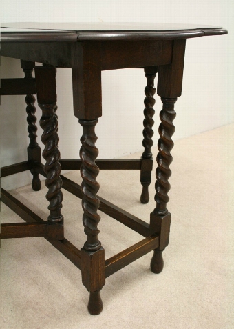Antique Solid Oak Gate Leg Table