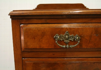 Antique Pair of Victorian Walnut Bedside Cabinets