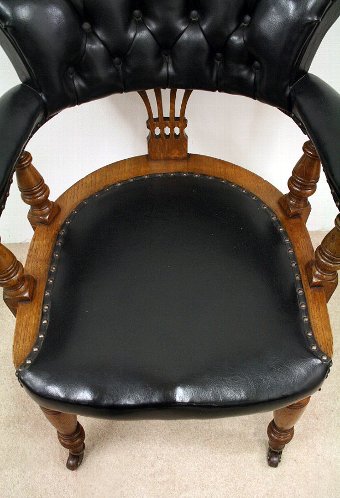 Antique Large Late Victorian Oak Desk Chair