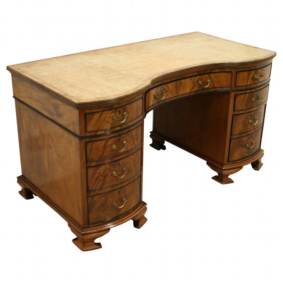Late Victorian Mahogany Serpentine Desk