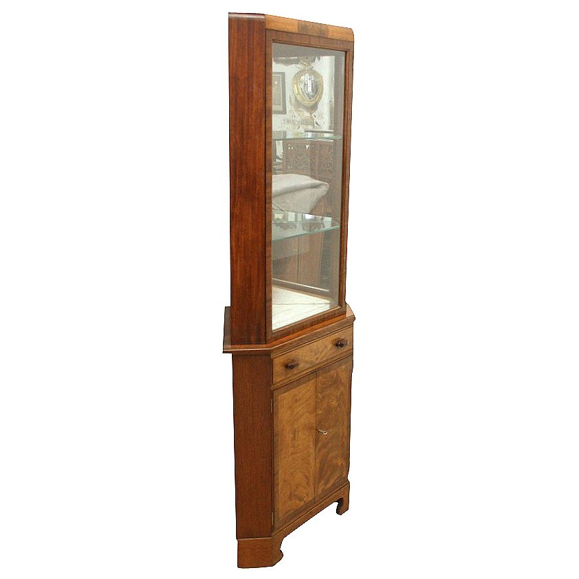 Whytock & Reid Corner Cabinet