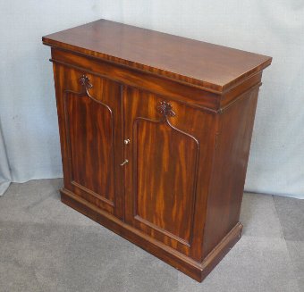 Antique Regency mahogany cabinet, chiffonier