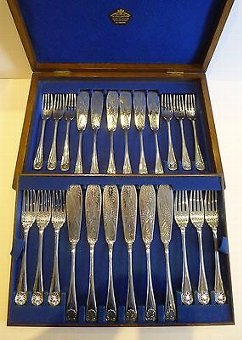 Magnificent Set Antique English Fish Cutlery by William Howe c.1885