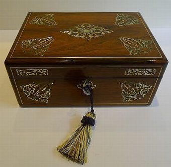 English William IV Table Box In Rosewood - Mother of Pearl Inlaid, c.1830