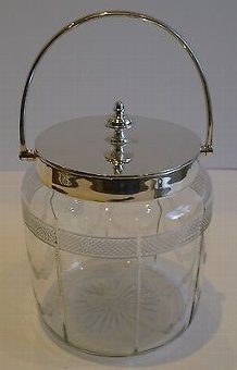 Antique English Garland Engraved Biscuit Box or Barrel c.1890