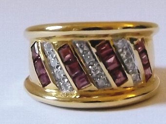 Stunning Art Deco 18ct Gold Ruby & Diamond Ring