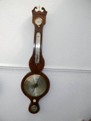 BAROMETER IN MAHOGANY CASE SUPERB GEORGIAN