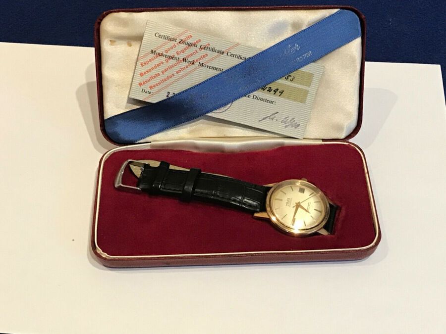 Antique Gold man’s Chronometer Majestic wristwatch with leather strap & box