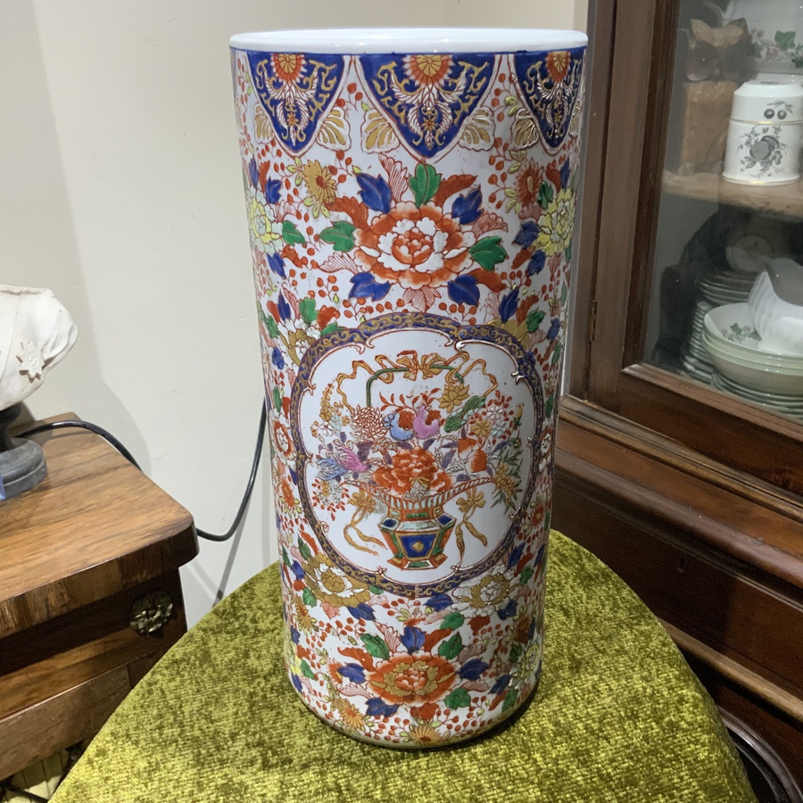 Chinese Porcelain Hand painted large 19th century Vase