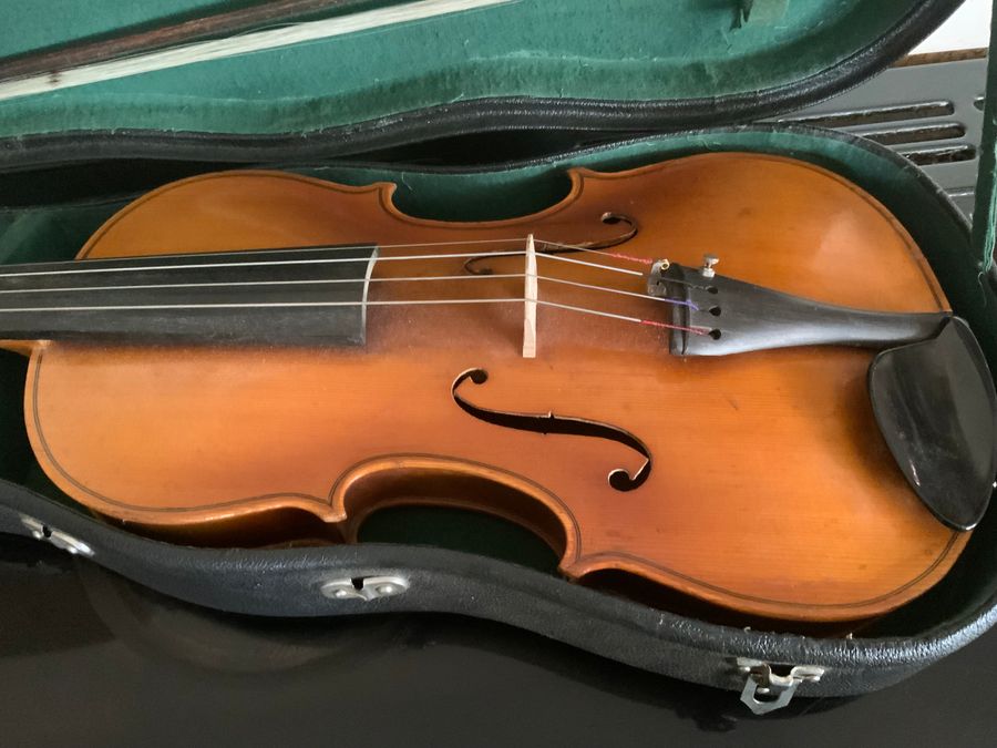 Antique Viola & Case French