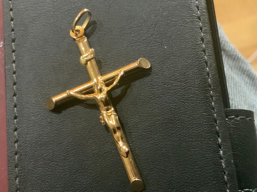 Crucifix Gold 9CT