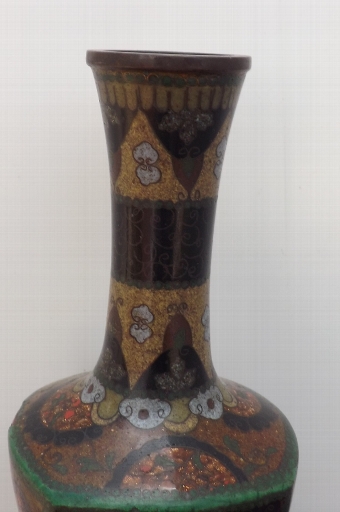 Antique Chinese vase clossoni early 19th century. CB