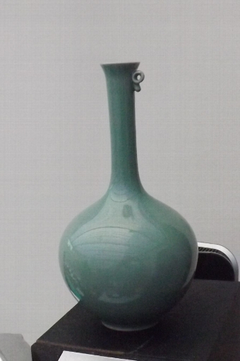 Chinese Vase rare and beautiful. B29