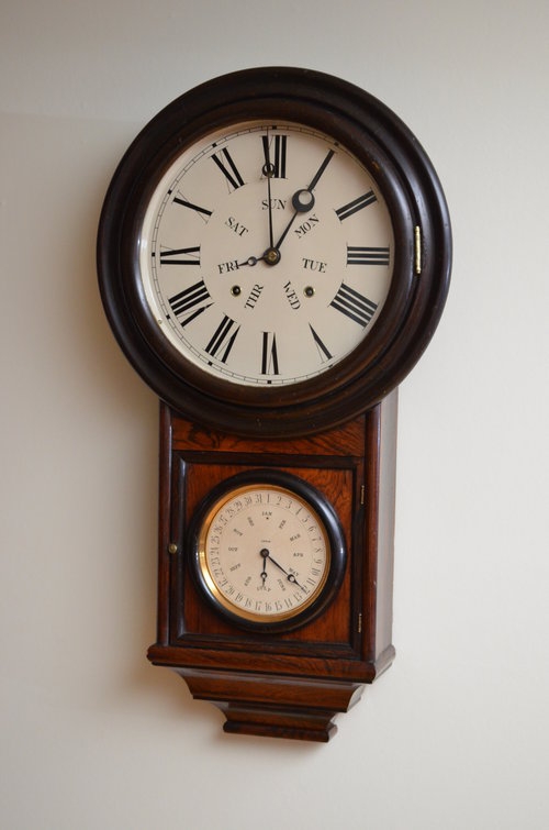 American Drop Dial Wall Clock in Rosewood sn3344