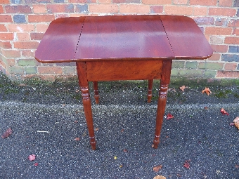 Antique Small Mahogany Pembroke Table
