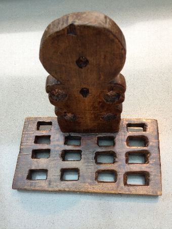 A 19th century sycamore spoon rack