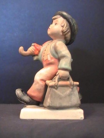 Goebel Hummel figure 'The Merry Wanderer'