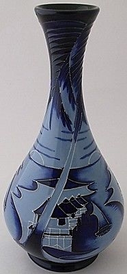 Beautiful Moorcroft Pottery Blue Lagoon Vase - Limited Edition