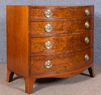 Antique George III Bow Fronted Chest of Drawers
