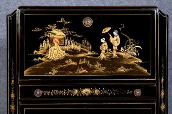Antique Chinoiserie Cocktail Cabinet