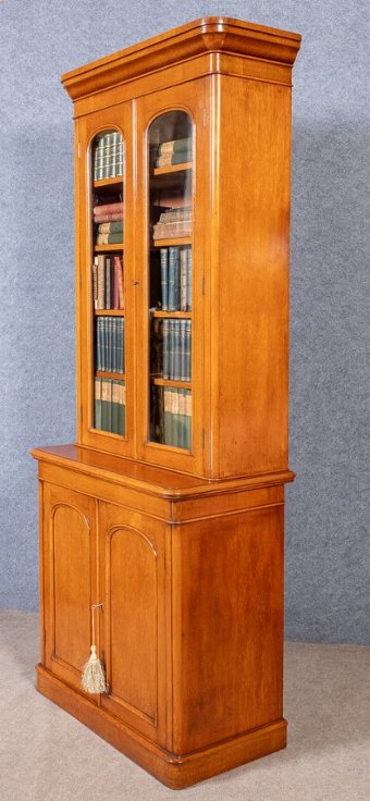 Good Quality Victorian Oak Bookcase