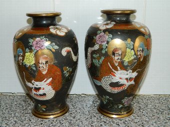 Japanese  satsuma vases meiji period