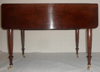 Pembroke table in mahogany