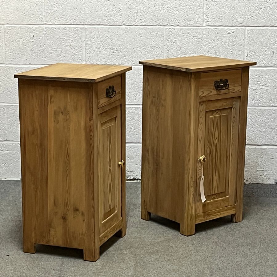 Antique Pair Of Antique Pine Bedside Cupboards (B4451C)