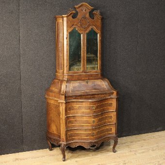Venetian trumeau made by walnut and burl of the 20th century