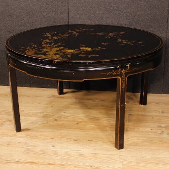 French lacquered and painted chinoiserie table
