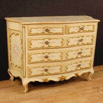 Italian lacquered, gilded and painted chest of drawers with 5 drawers