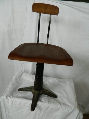 Singer sewing machine adjustable swivel chair