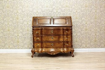 Oaken Writing Desk of the Baroque Forms