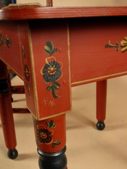 Antique A Beautiful set Of Original Hindeloopen Child Furniture.