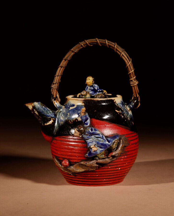 Antique An Amusing Sumida Gawa Japanese Teapot Meiji period Circa 1910.