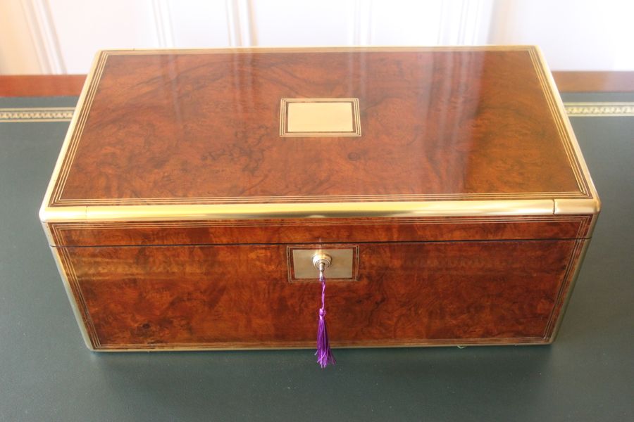 Antique Magnificent quality large burr walnut and brass inlaid writing slope with secret drawers