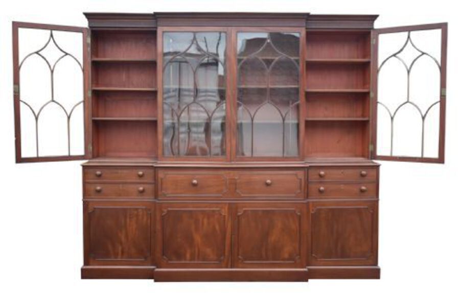 Antique 18th Century George III Mahogany Breakfront Bookcase