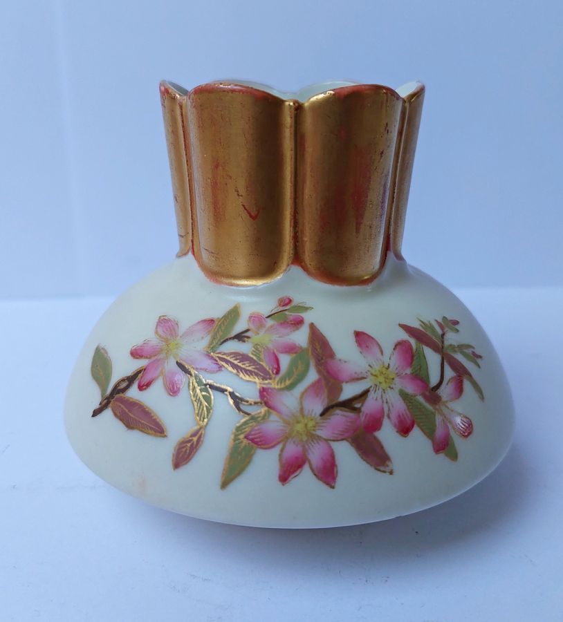 Antique Royal Worcester China Blush Ivory Squat Bud Vase