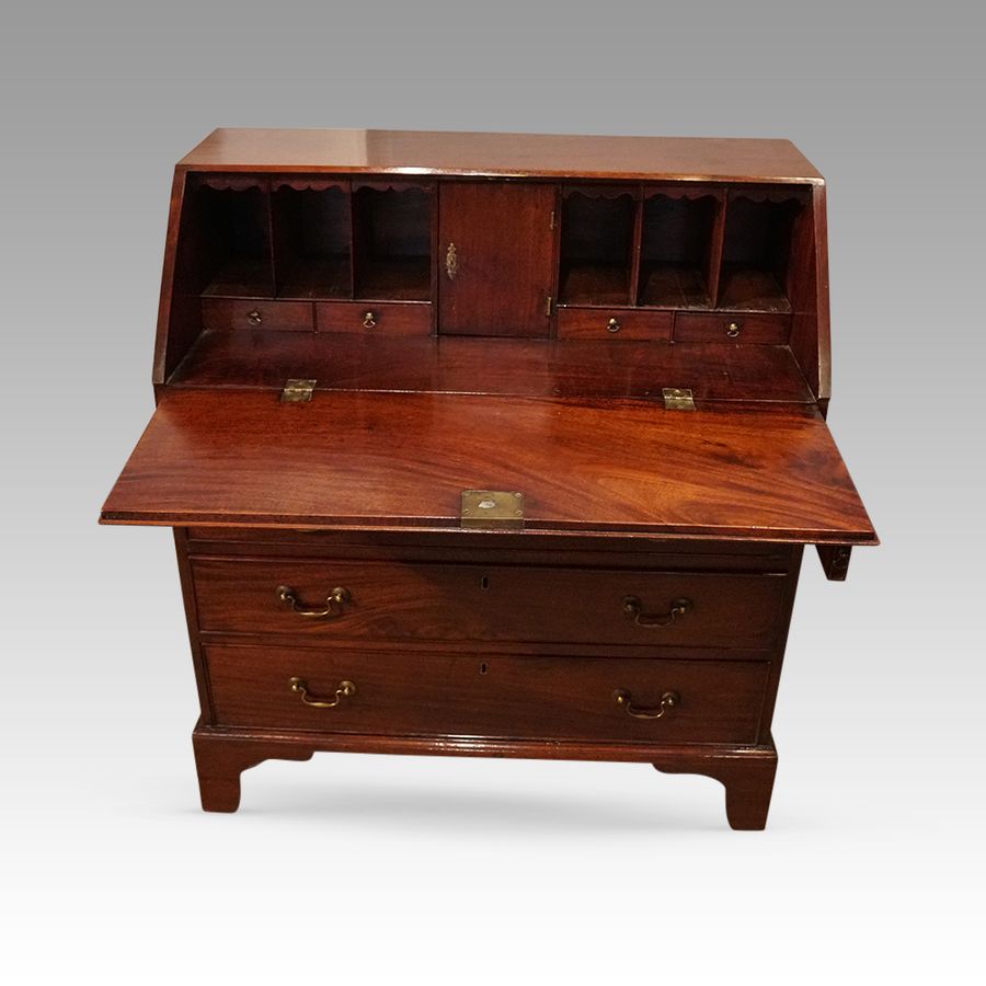 Antique Georgian mahogany small bureau