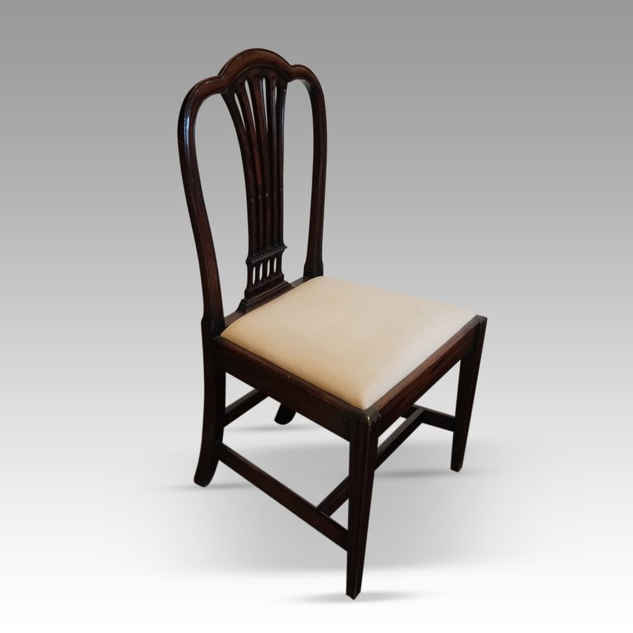 Antique Set of 8 Georgian style dining chairs